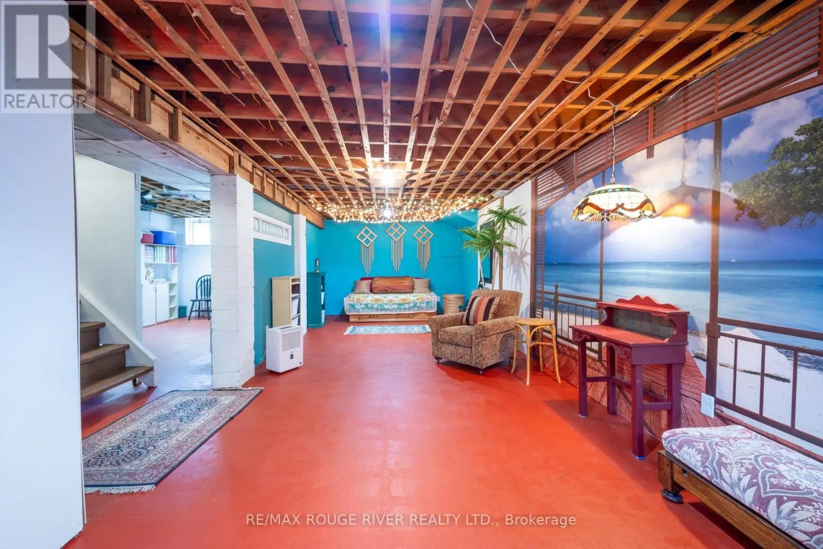 546 LAKESHORE ROAD