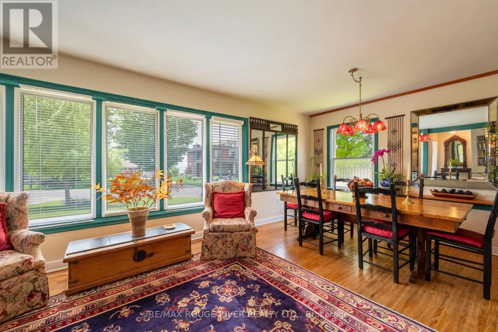 546 LAKESHORE ROAD