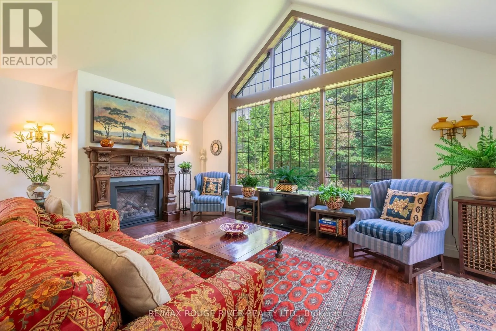546 LAKESHORE ROAD