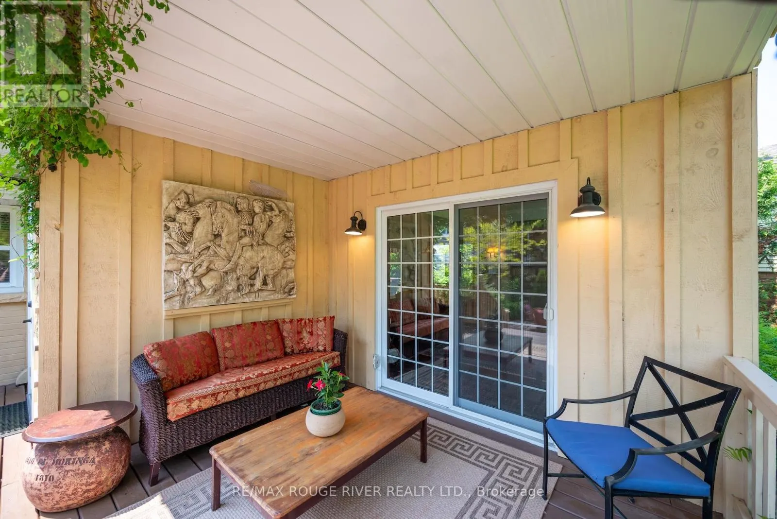 546 LAKESHORE ROAD