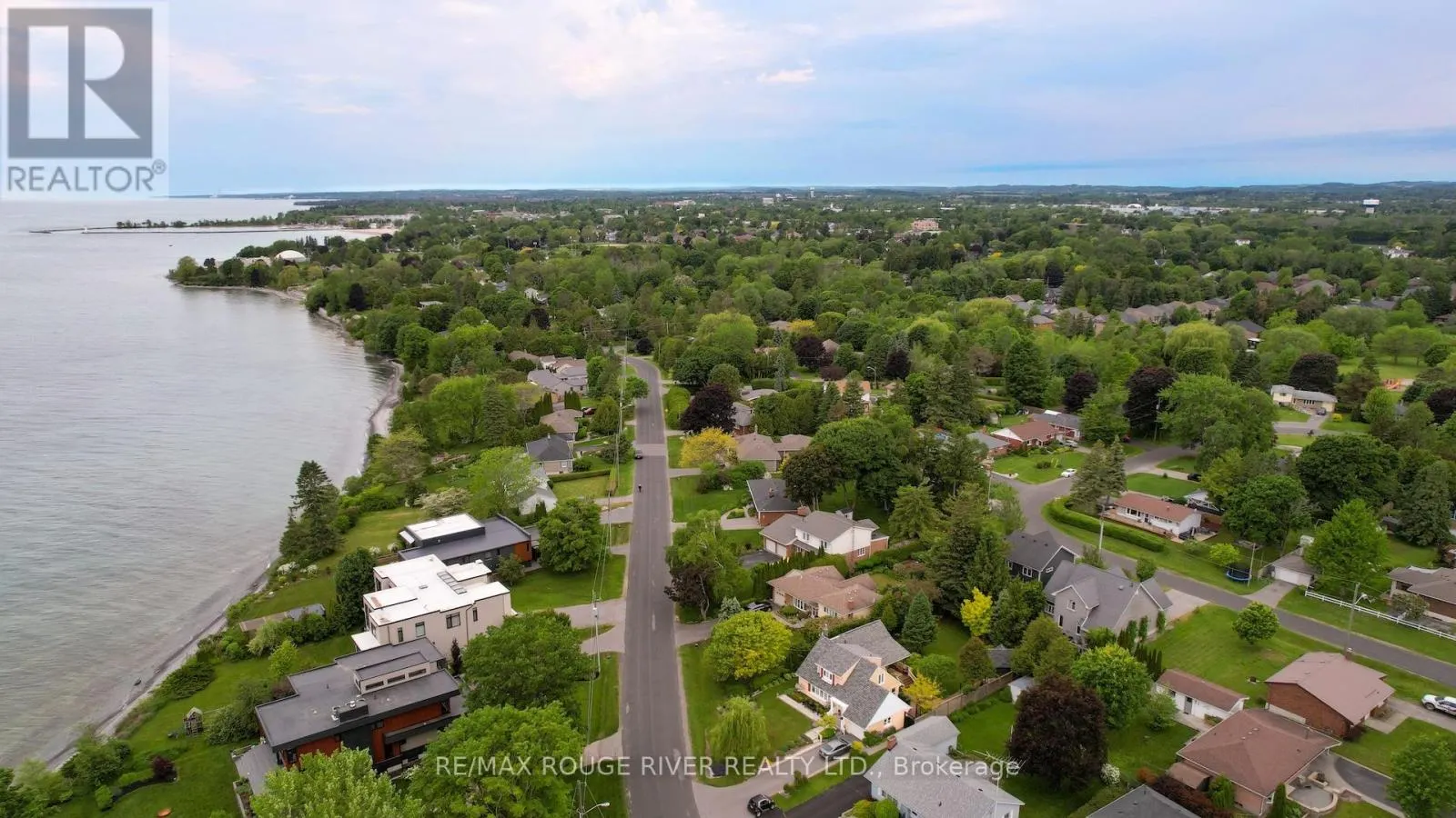 546 LAKESHORE ROAD