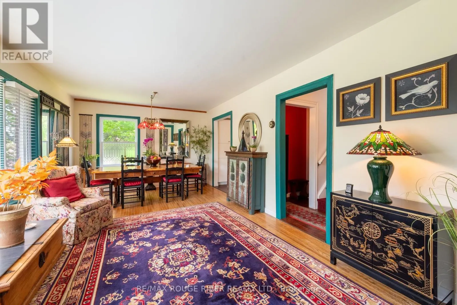 546 LAKESHORE ROAD