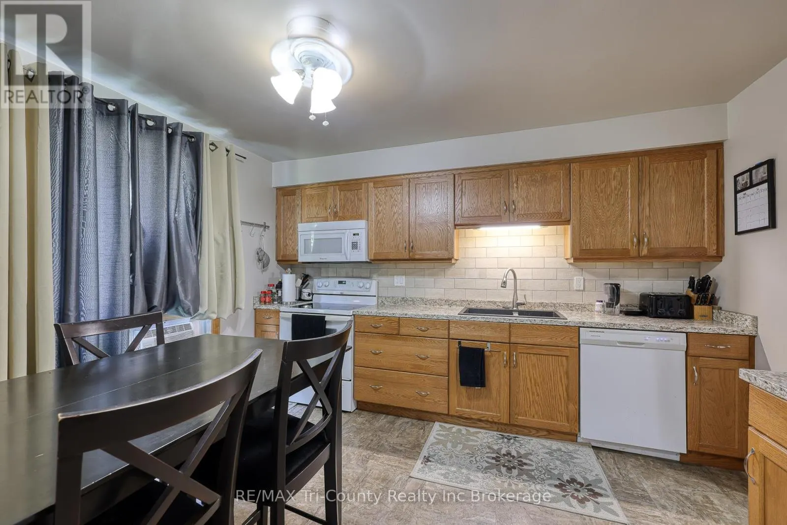 7 - 15 DEVONSHIRE AVENUE, #7