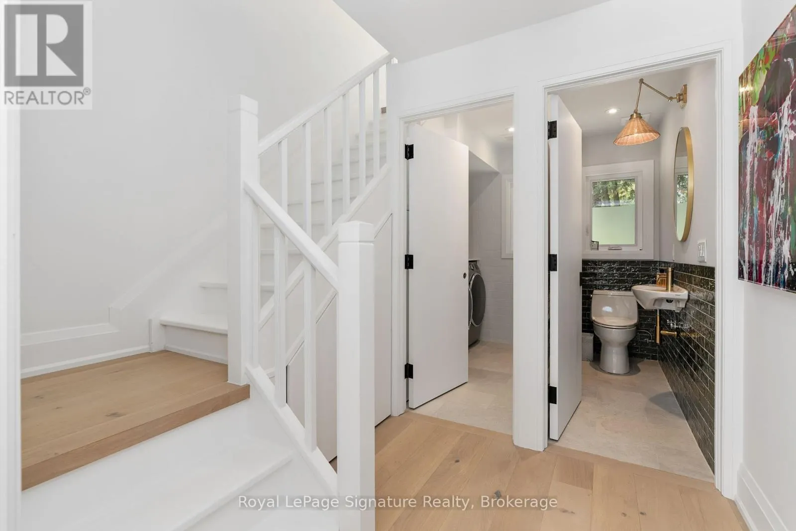 137 BAYVIEW AVENUE