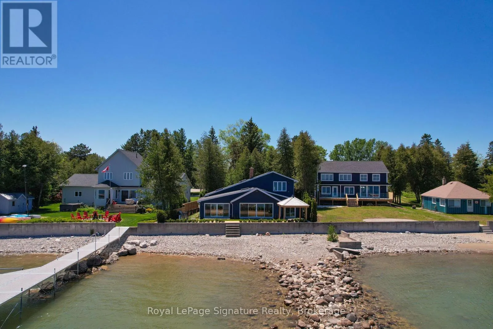 137 BAYVIEW AVENUE