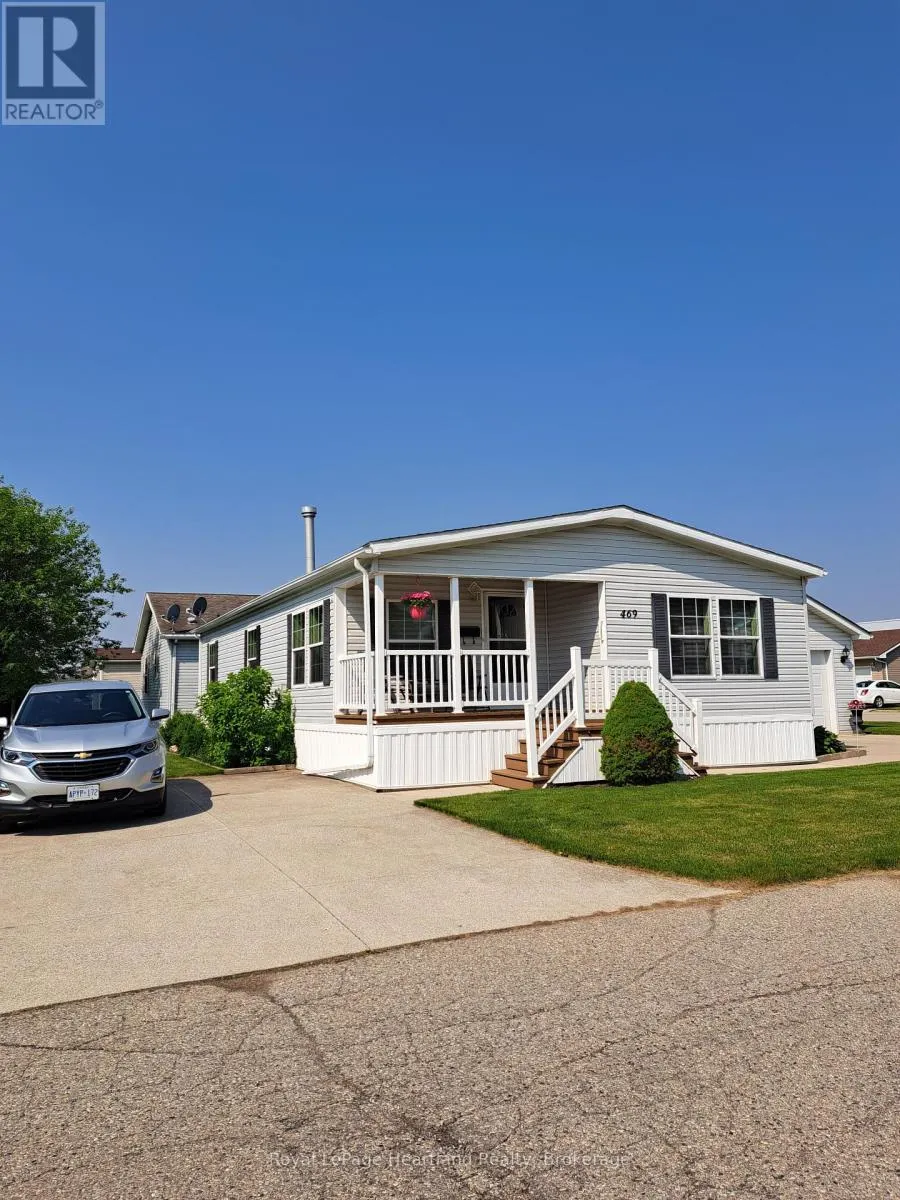 469 RICHARD CRESCENT