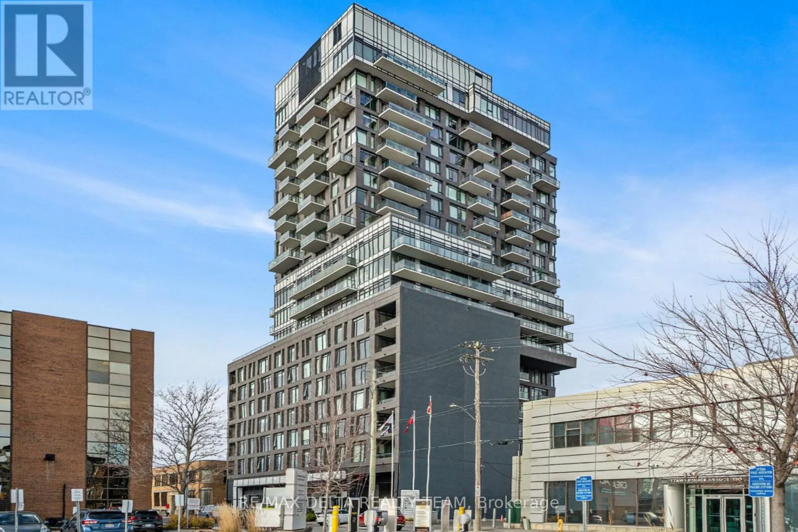 207 - 203 CATHERINE STREET