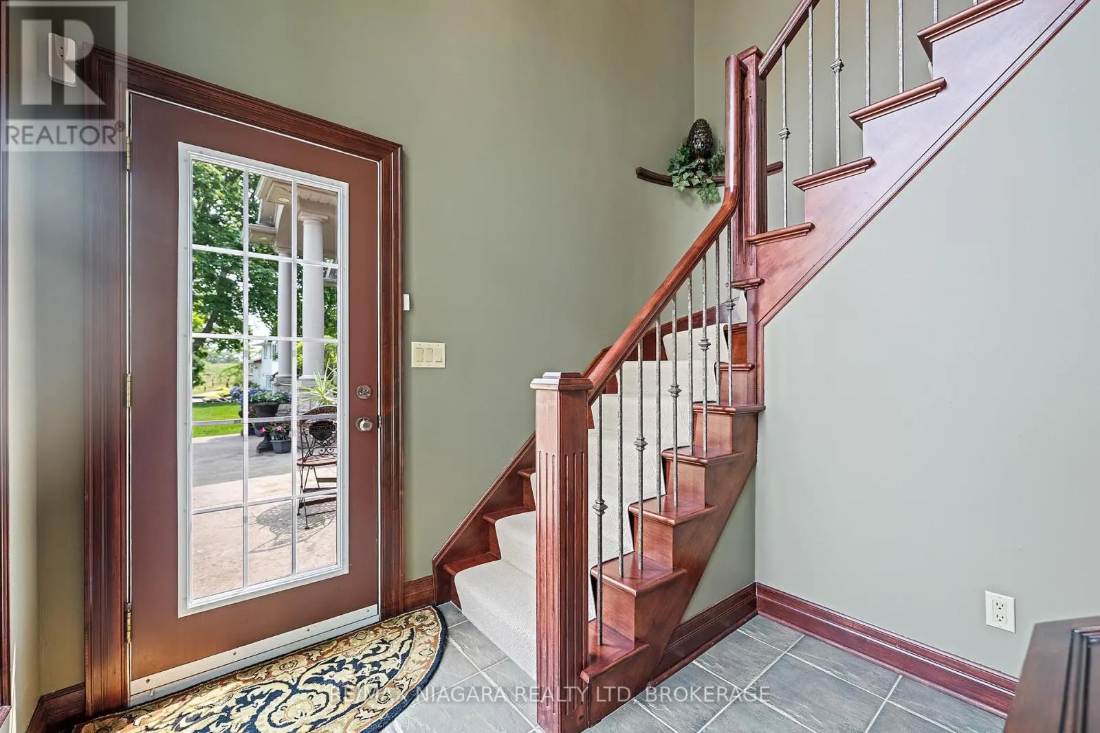 4618 SANDY COVE DRIVE
