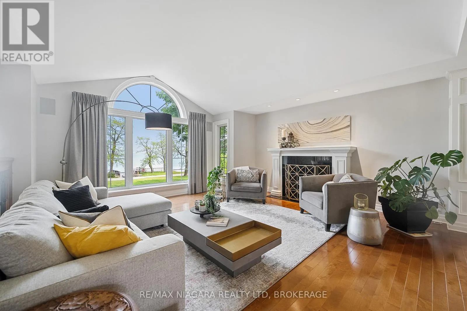 4618 SANDY COVE DRIVE