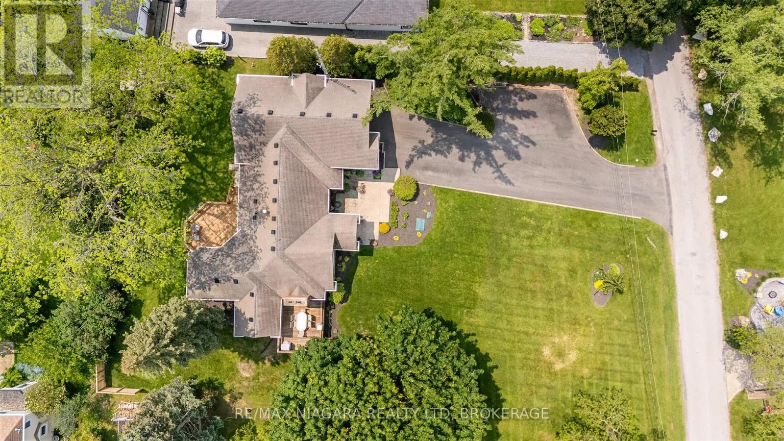 4618 SANDY COVE DRIVE