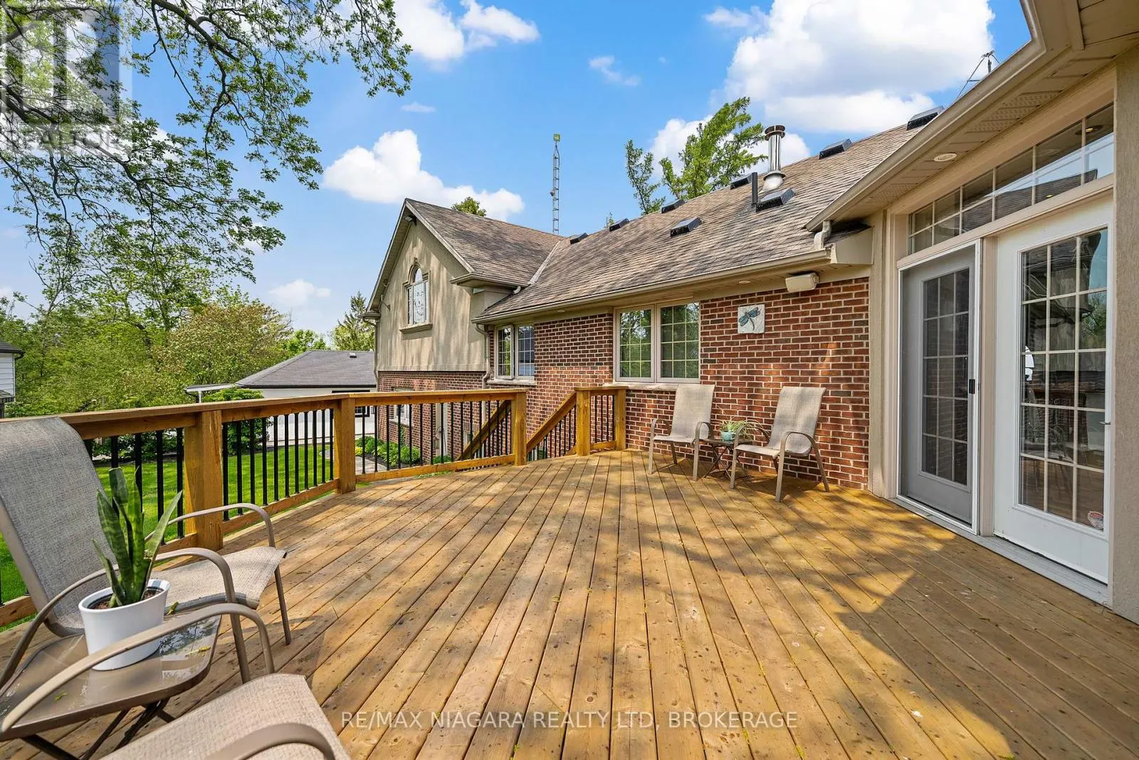 4618 SANDY COVE DRIVE