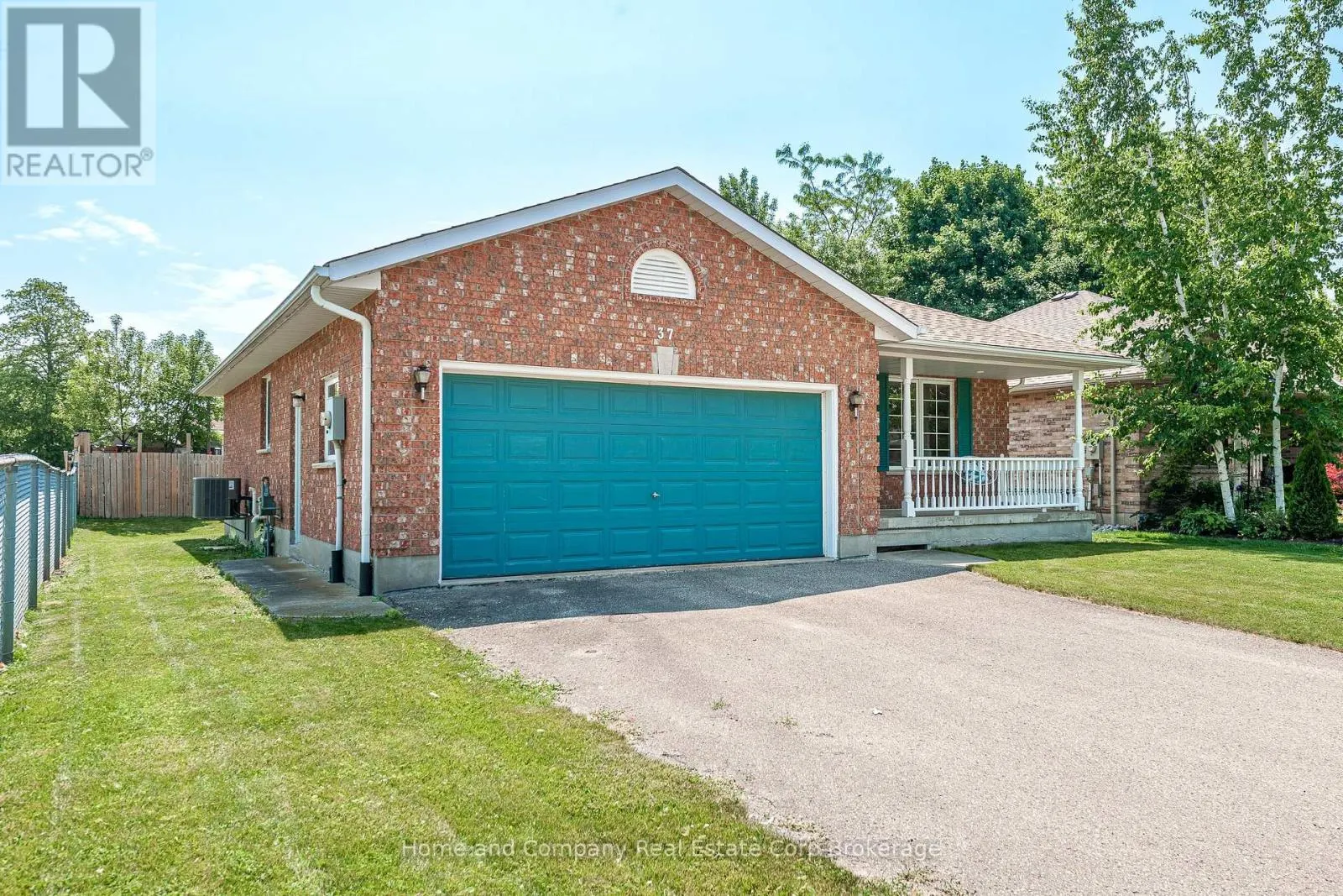 37 DINGMAN PLACE
