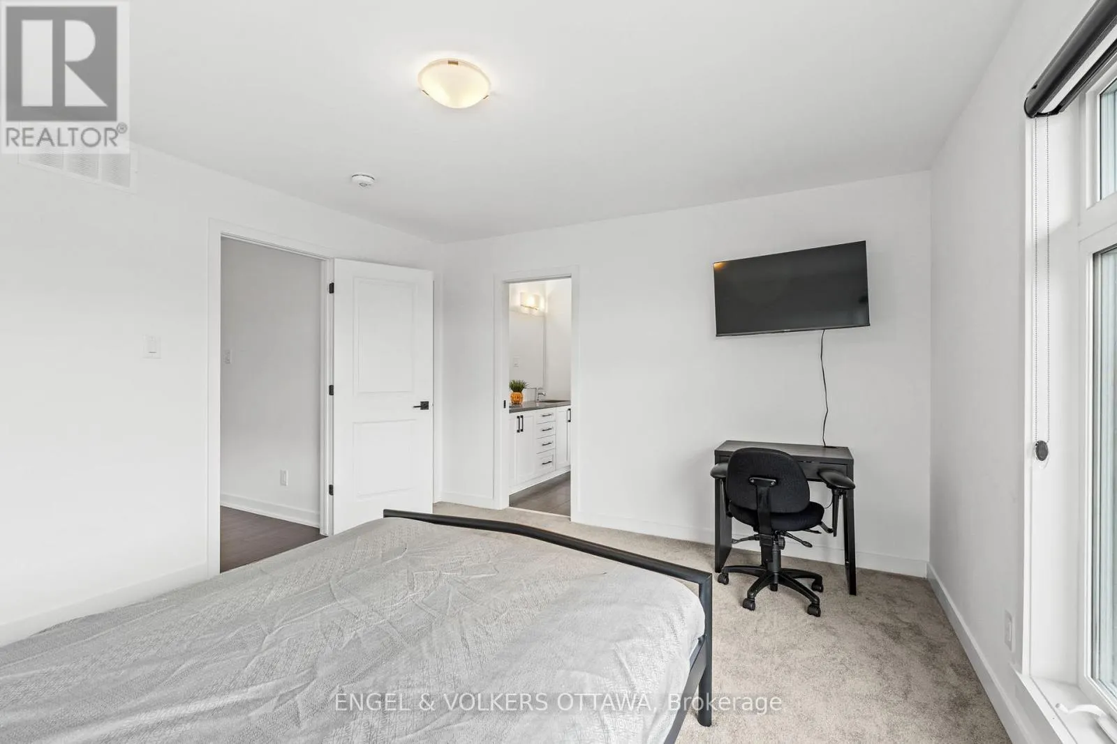 117 ORCHESTRA WAY