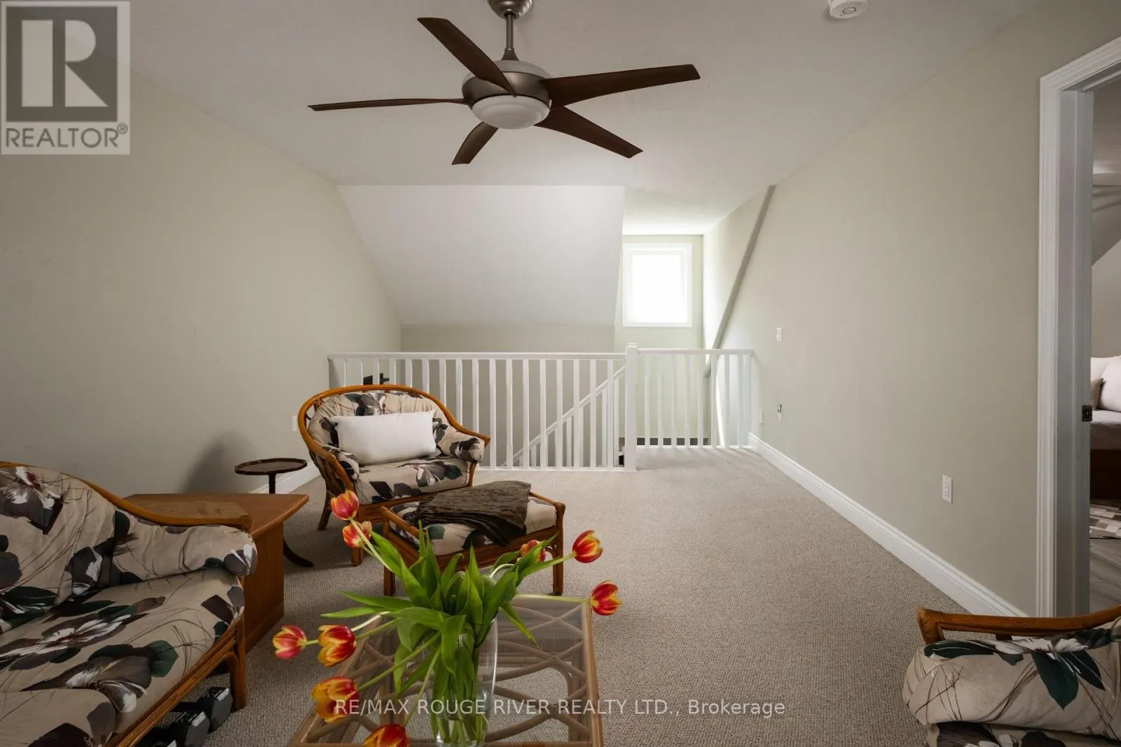 403 - 120 UNIVERSITY AVENUE E, #403