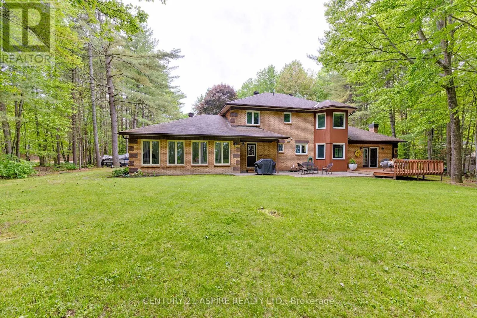 13 COUNTRY LANE