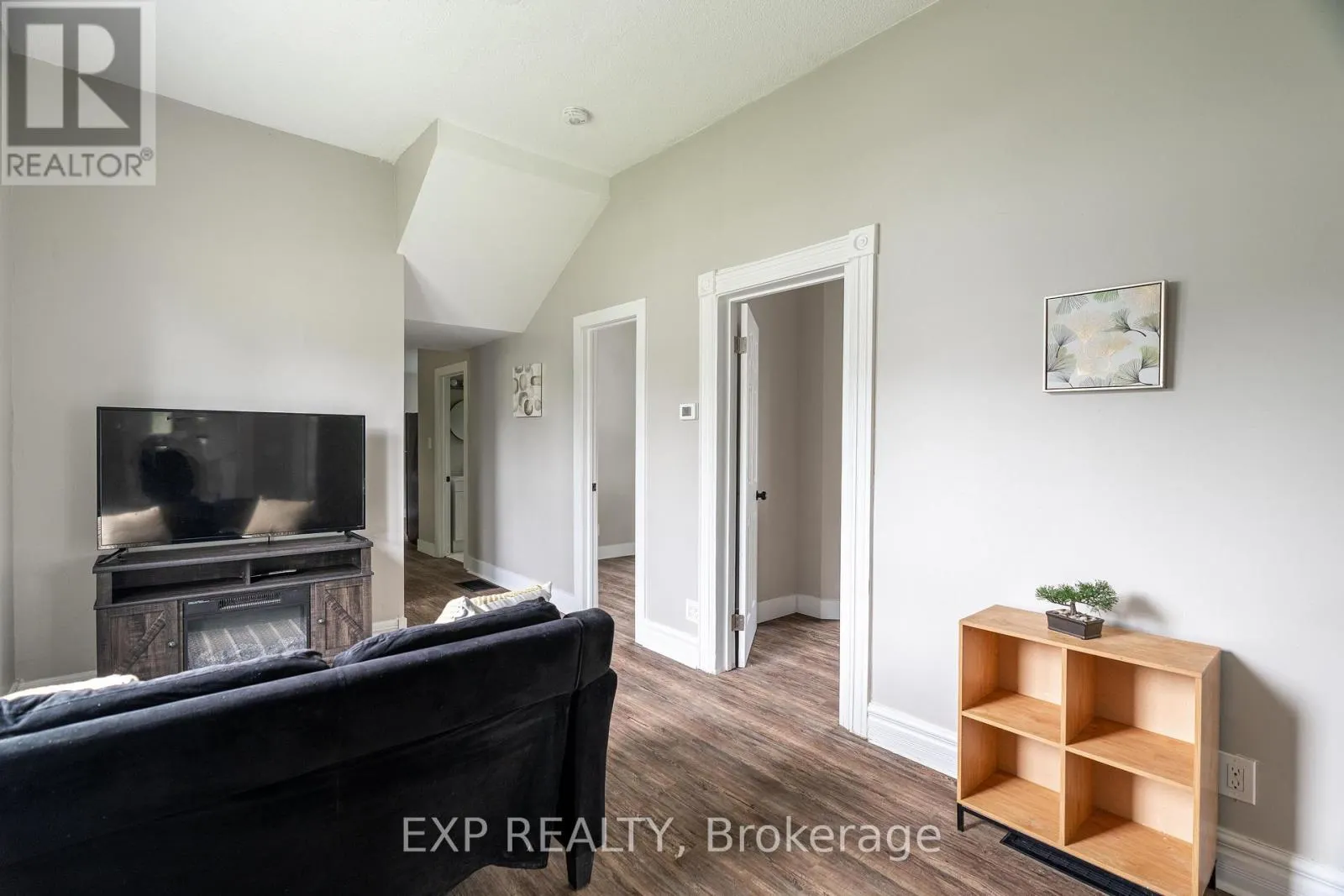 354 SPRUCE STREET