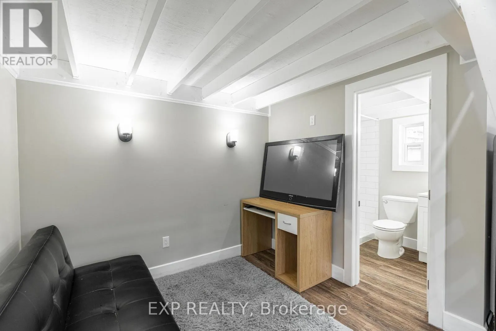 354 SPRUCE STREET