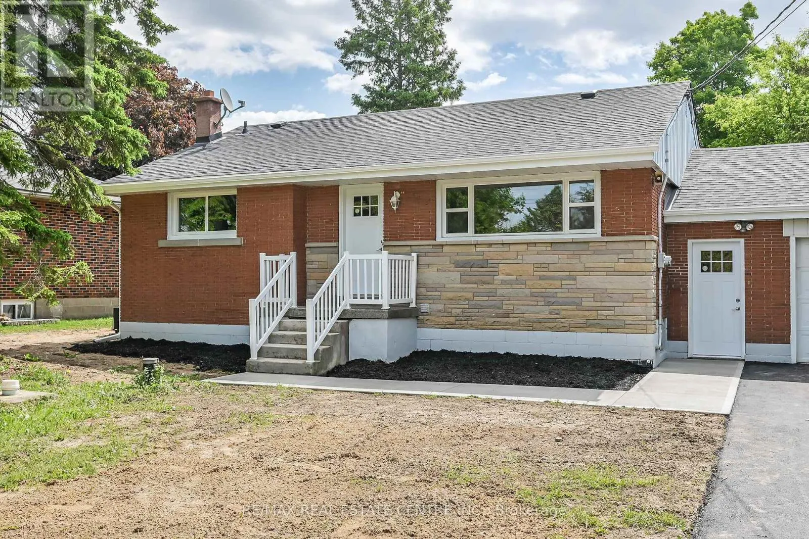 1645 GLANCASTER ROAD