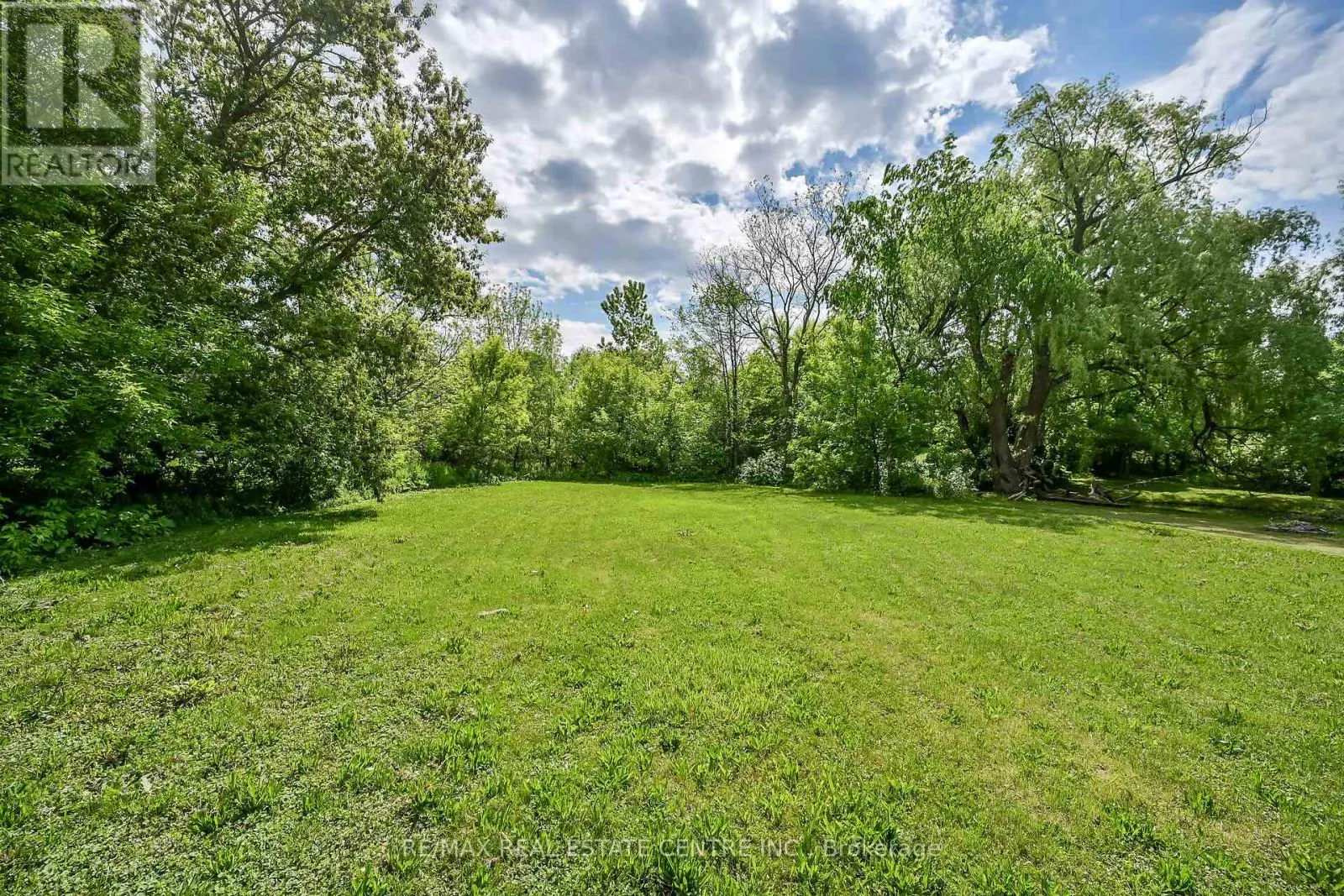1645 GLANCASTER ROAD