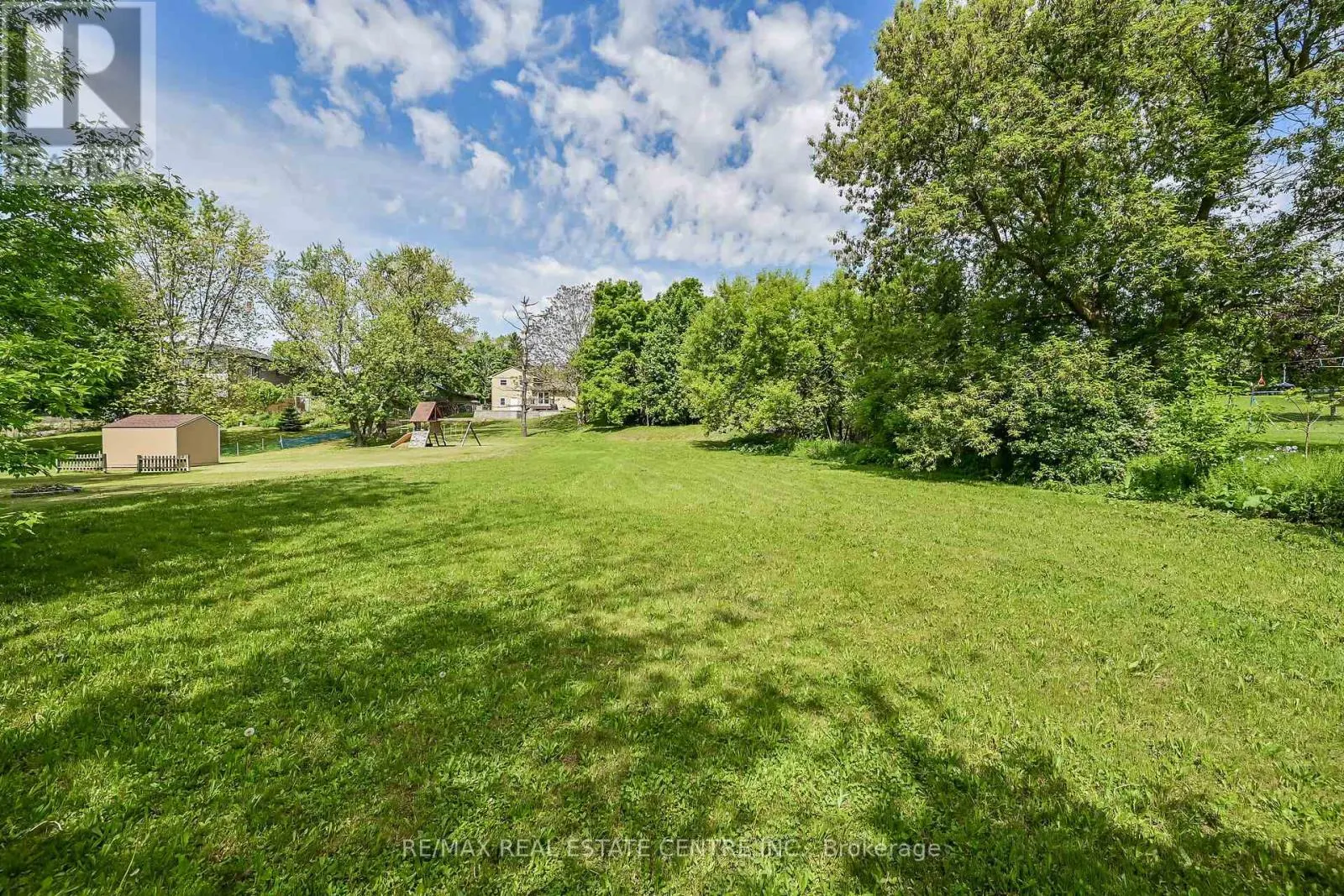 1645 GLANCASTER ROAD