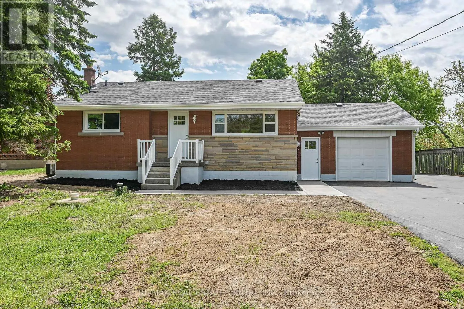 1645 GLANCASTER ROAD