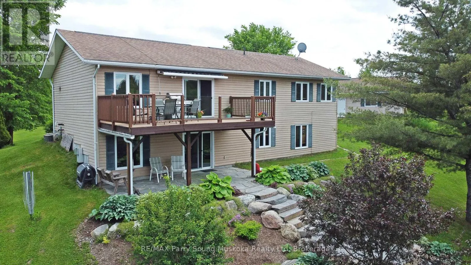 17 MARTHA DRIVE