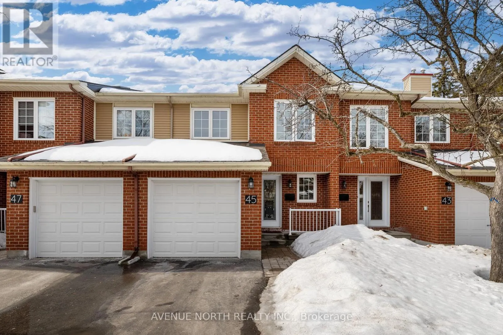 45 WRENWOOD CRESCENT
