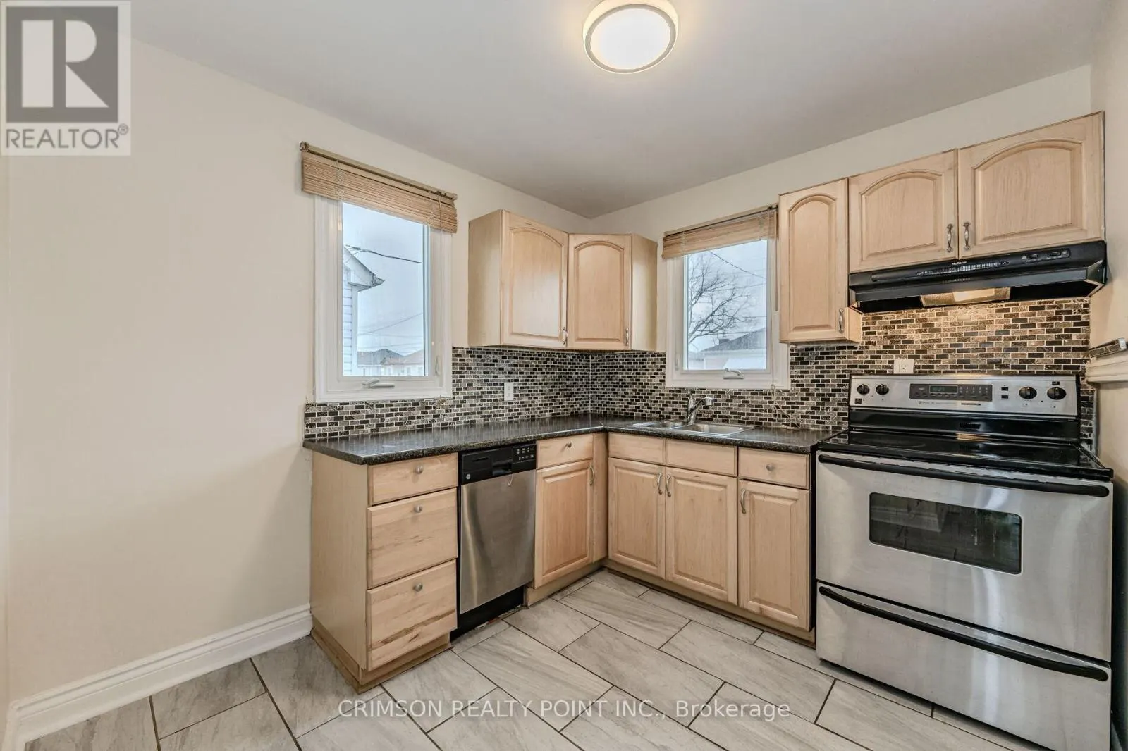 42 EAST 11TH STREET