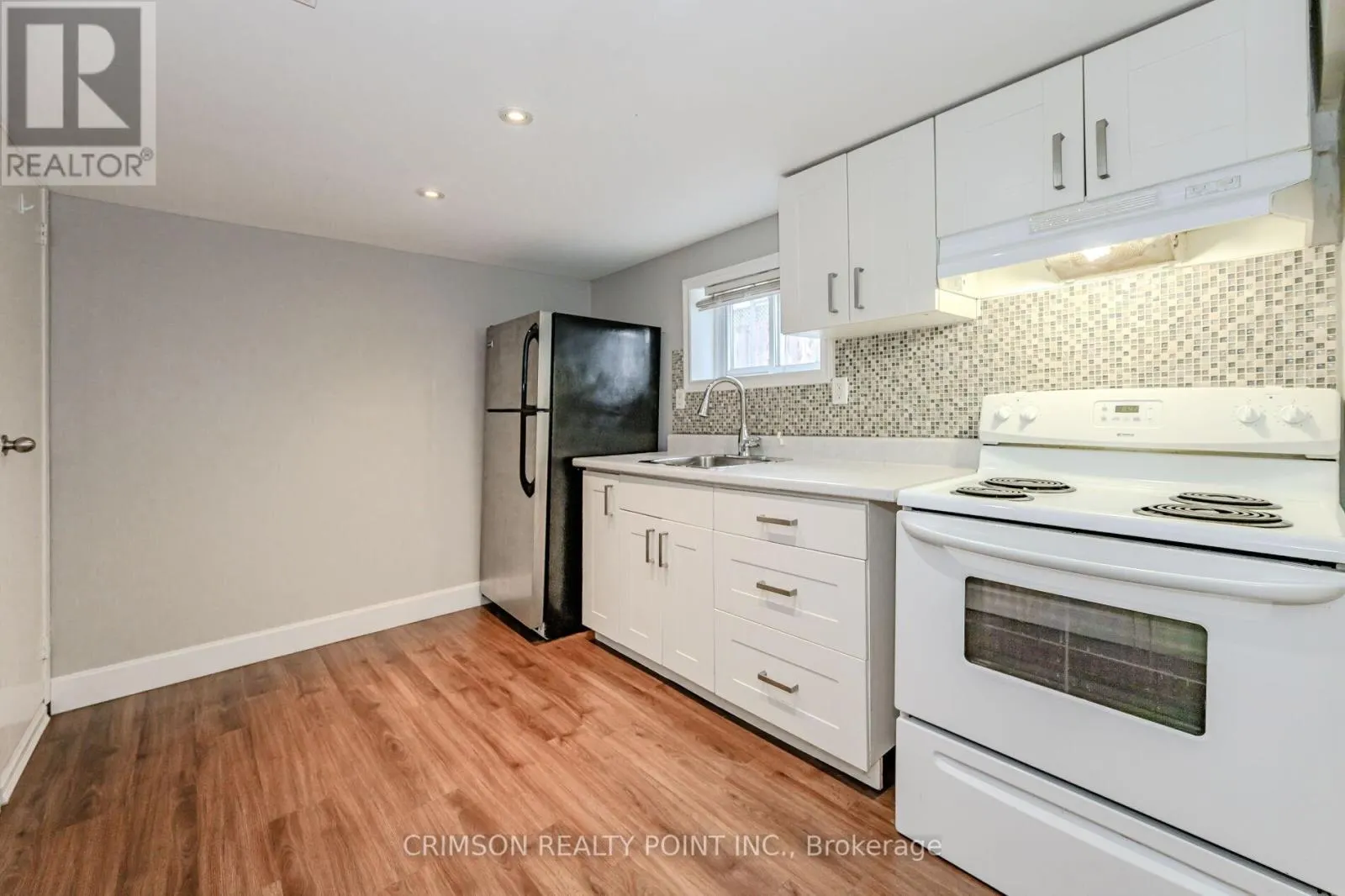 42 EAST 11TH STREET