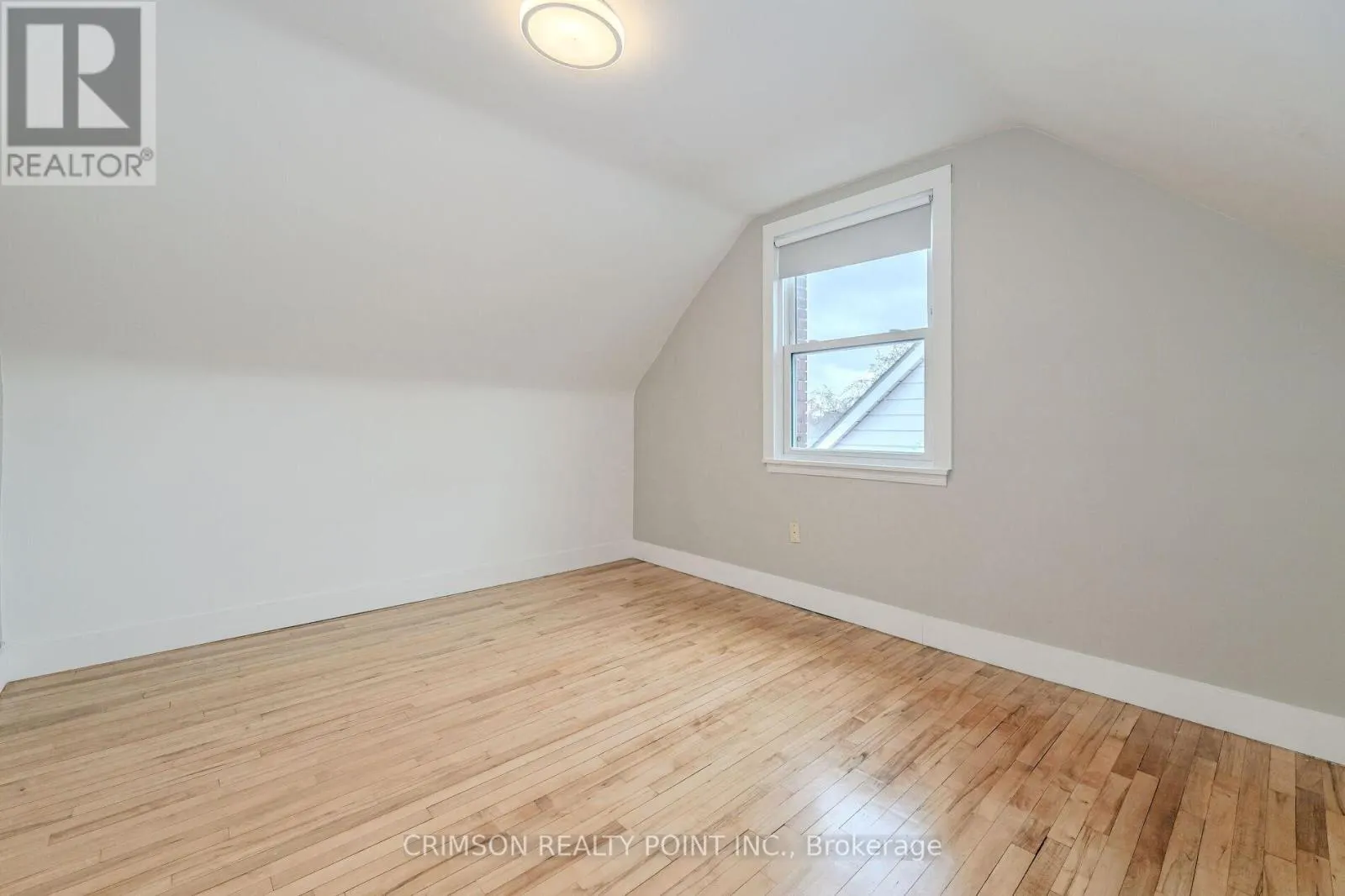 42 EAST 11TH STREET