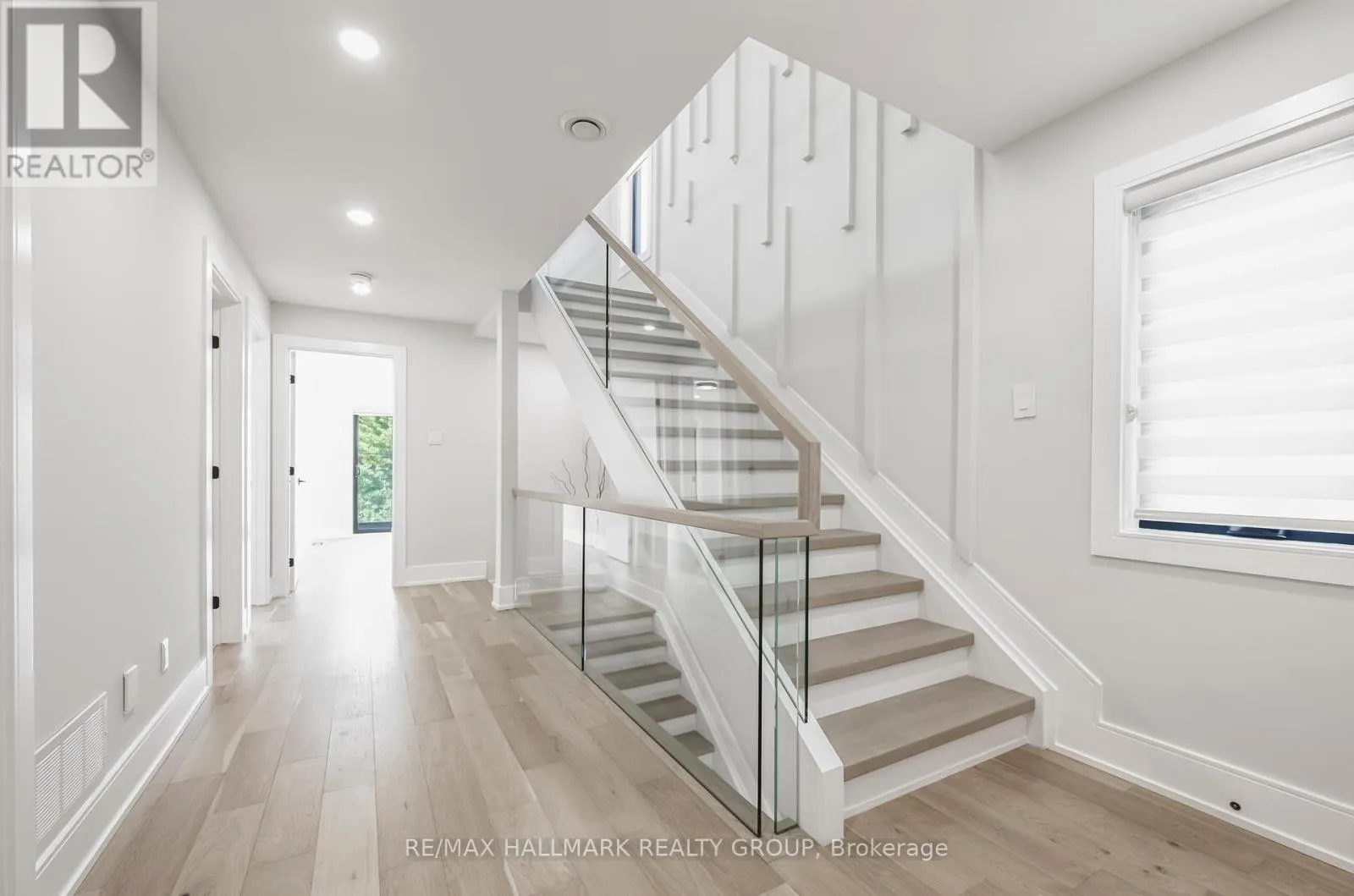 185A 185B CARLETON AVENUE