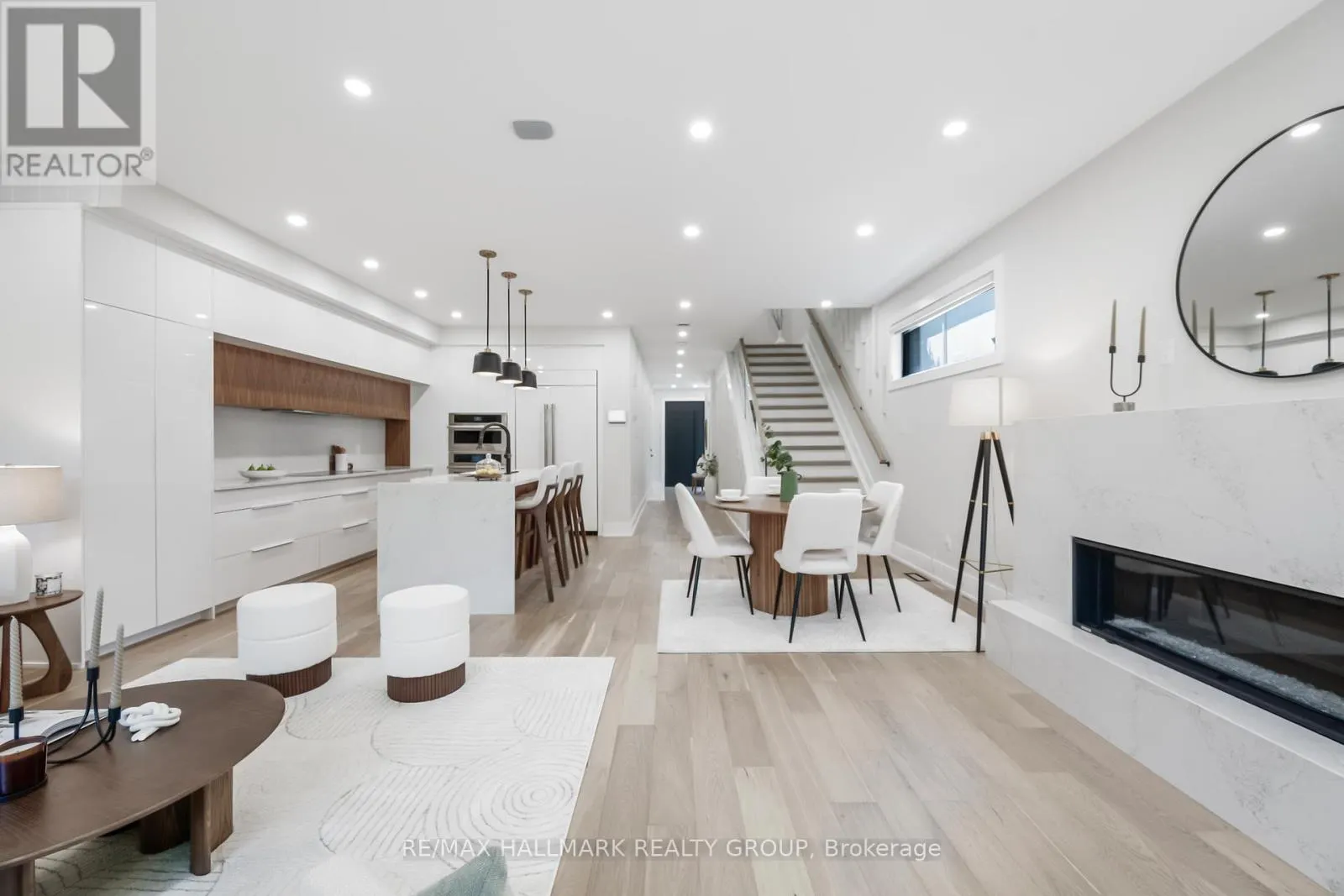 185A 185B CARLETON AVENUE