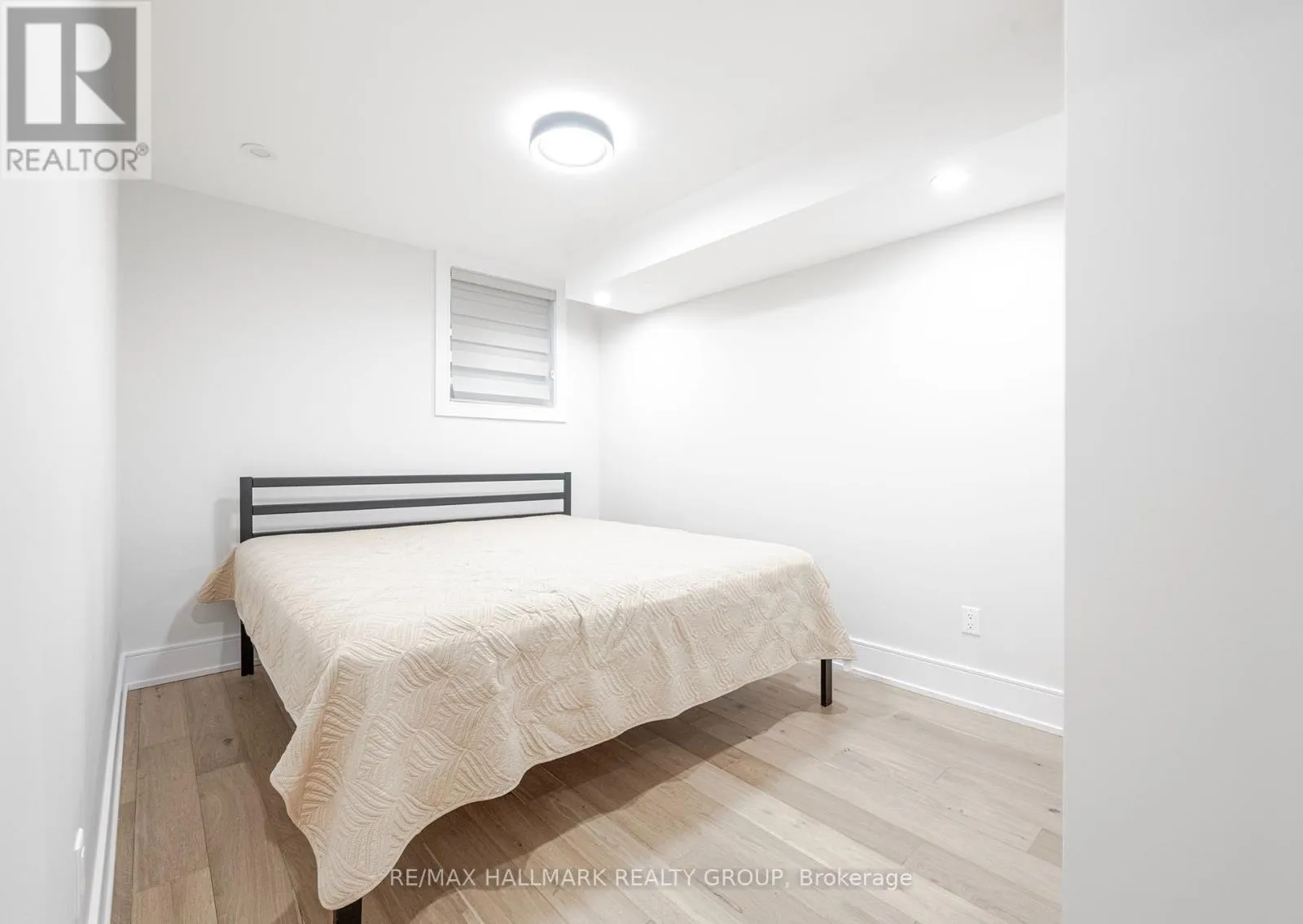 185A 185B CARLETON AVENUE