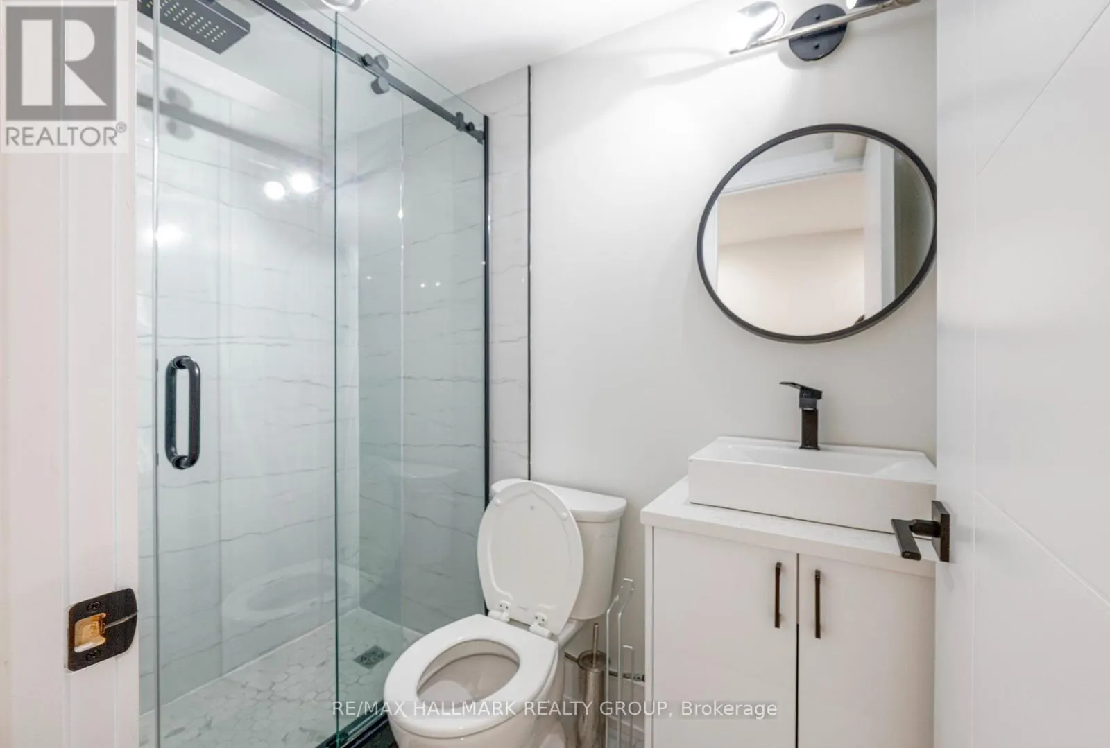 185A 185B CARLETON AVENUE