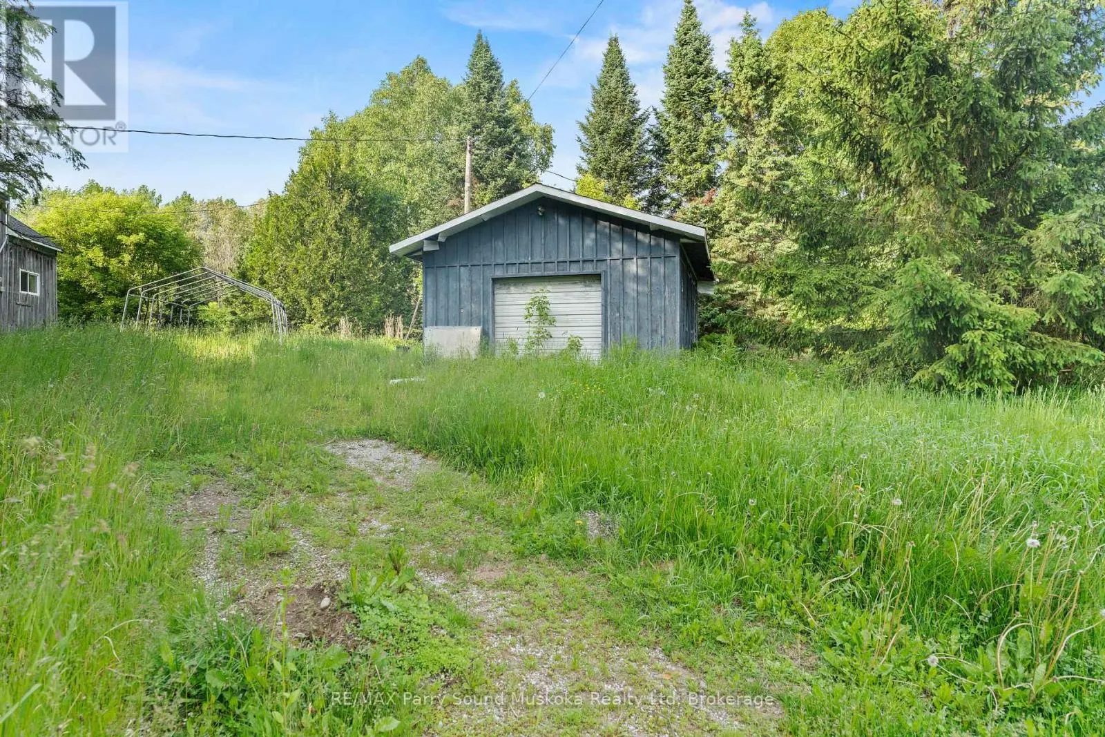 5 BELLVIEW CRESCENT