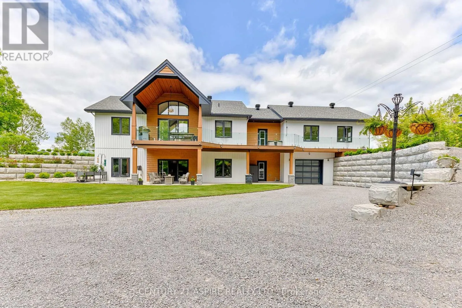 402 LA PASSE ROAD