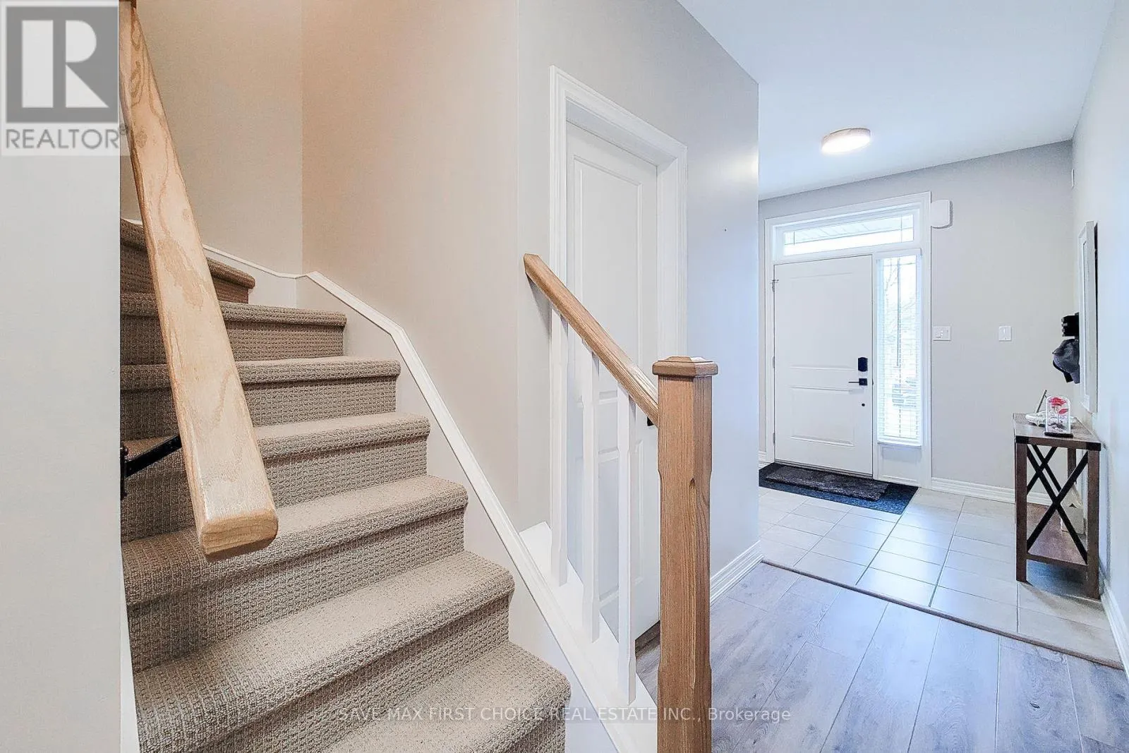 13 LINDSAY WAY