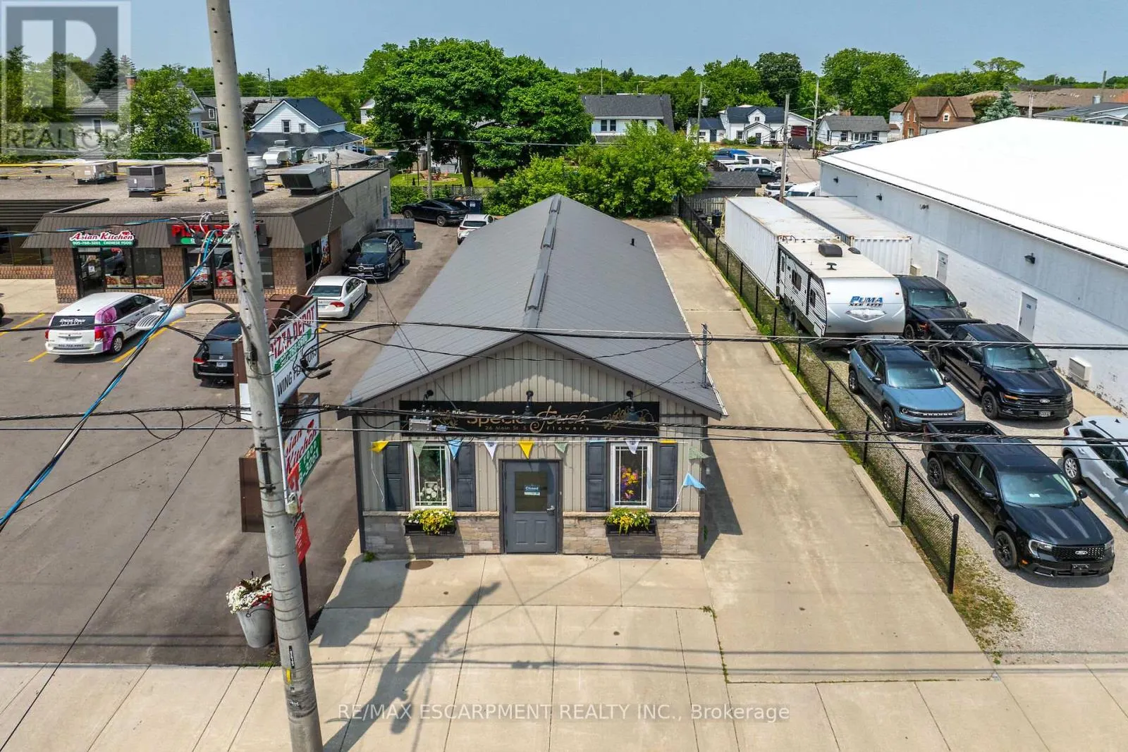 26 MAIN STREET S