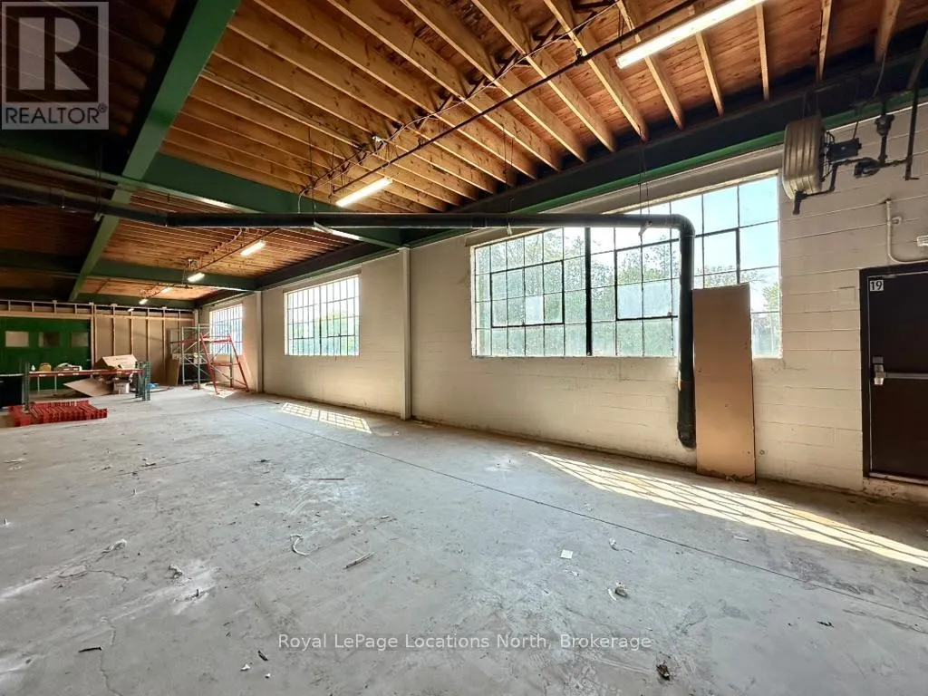 3 - 278 COOK STREET, #3
