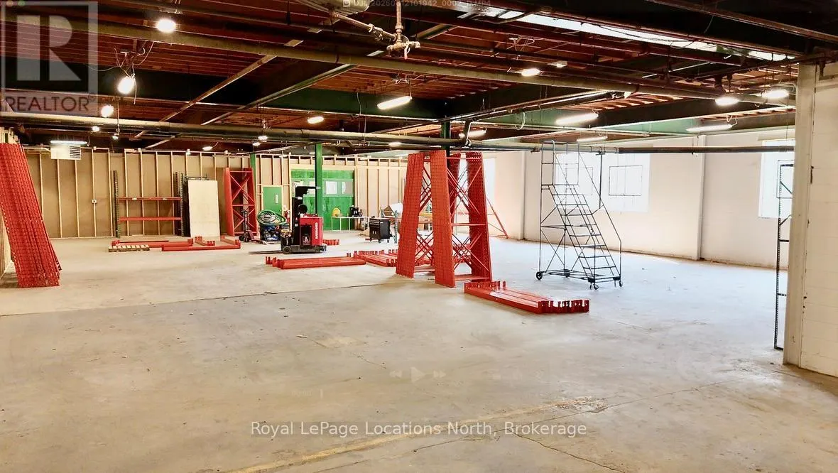 3 - 278 COOK STREET, #3