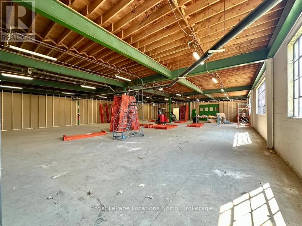 3 - 278 COOK STREET, #3
