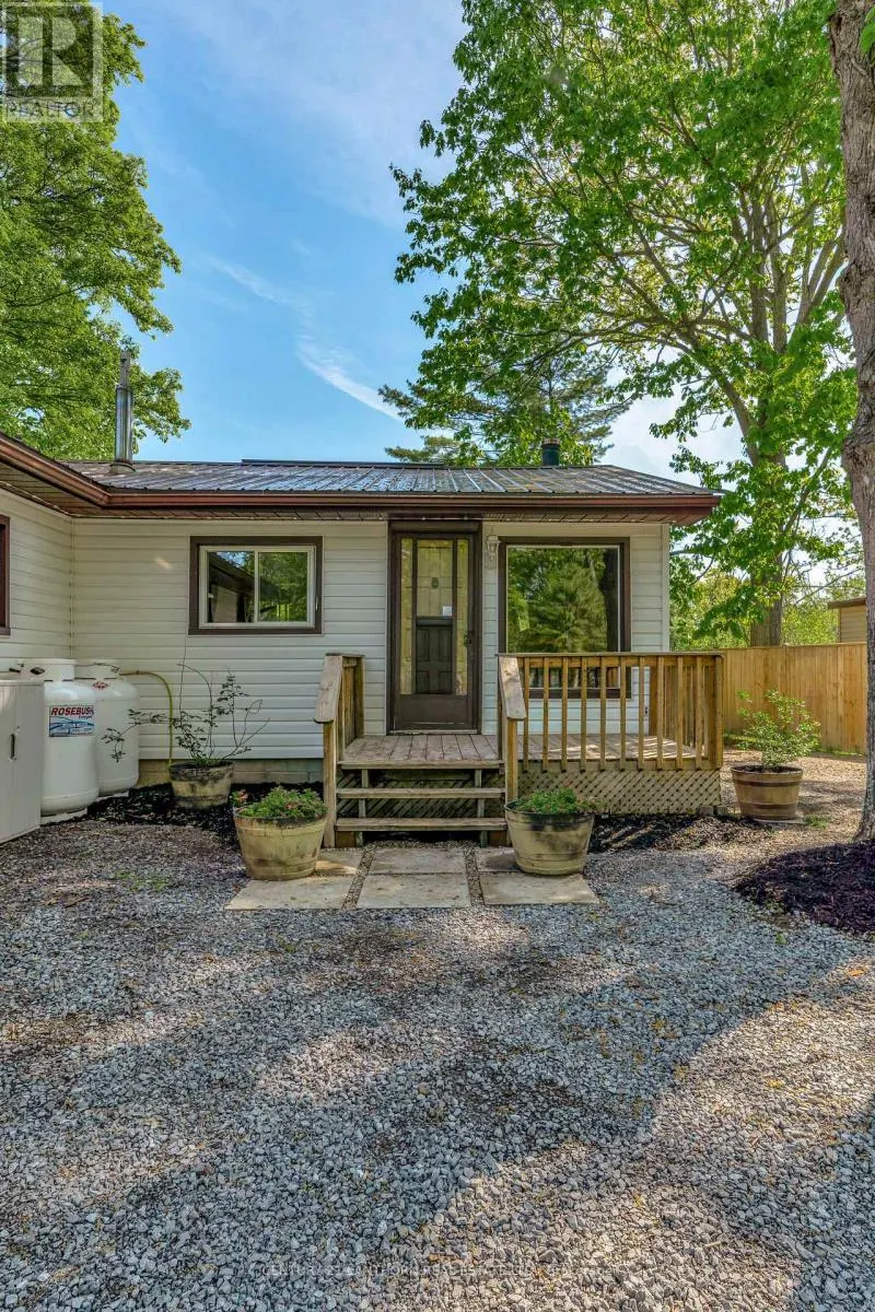202 RIVER ROAD E