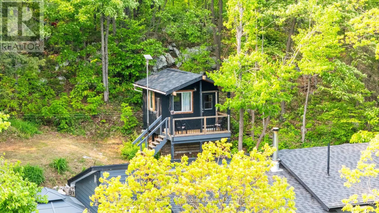 362 HEALEY LAKE