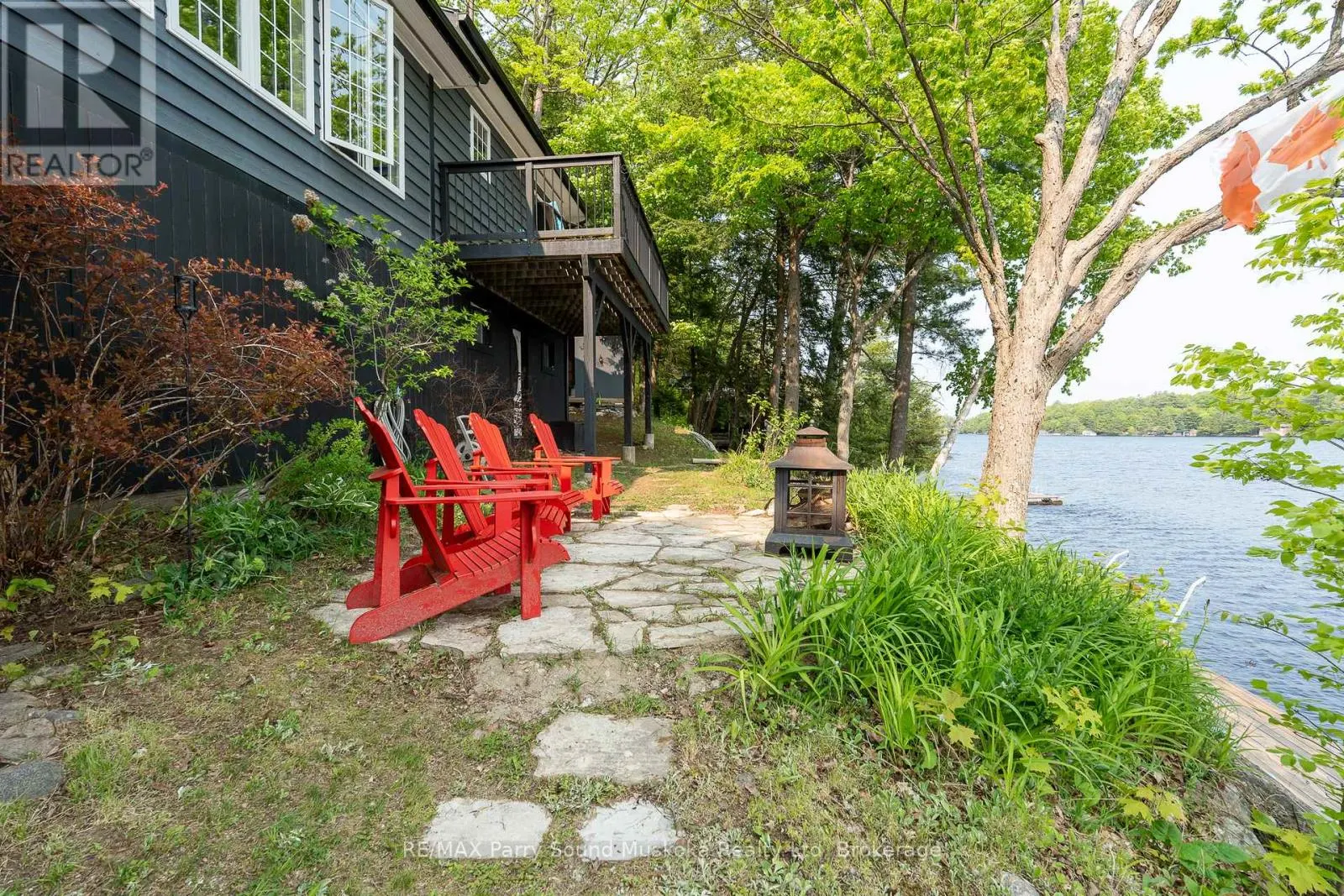 362 HEALEY LAKE