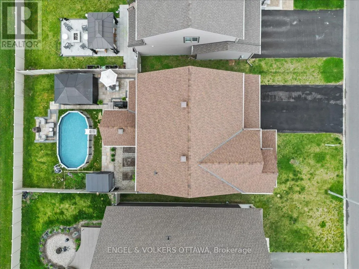 202 PIONEER ROAD