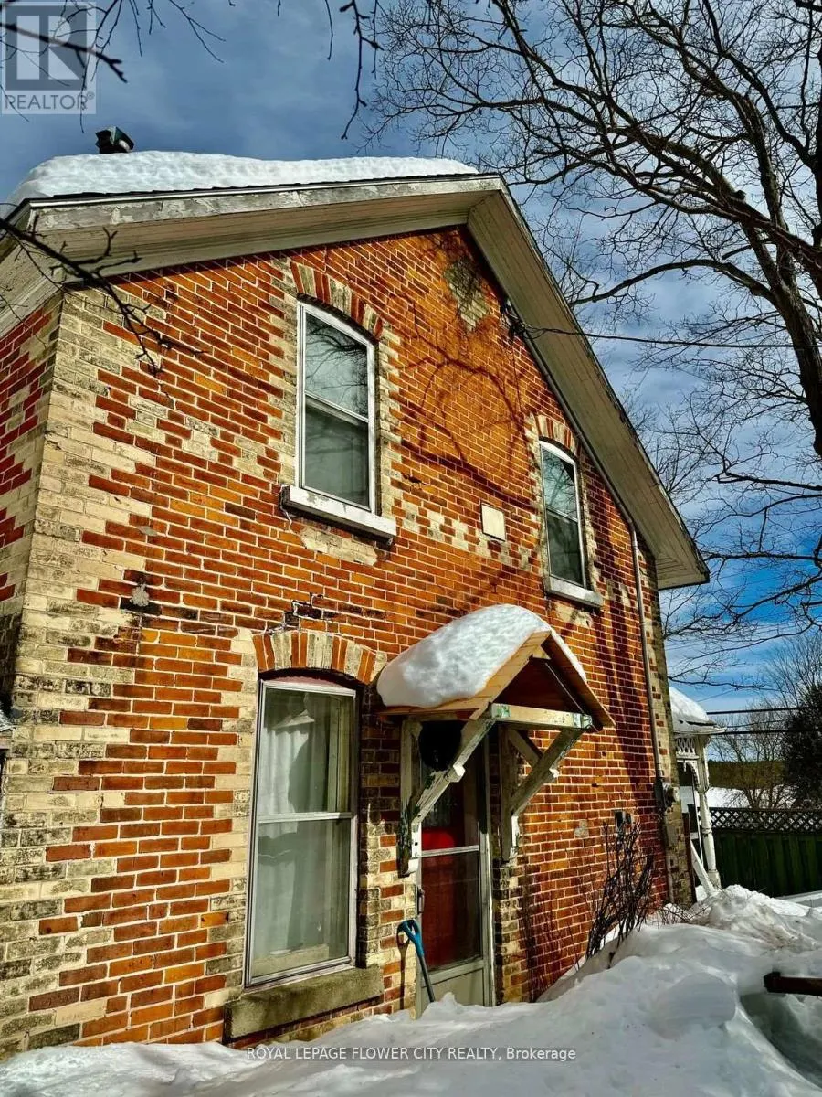 4 - 400035 GREY ROAD