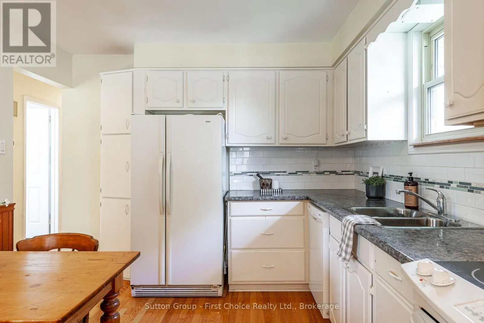 142 KENNER CRESCENT
