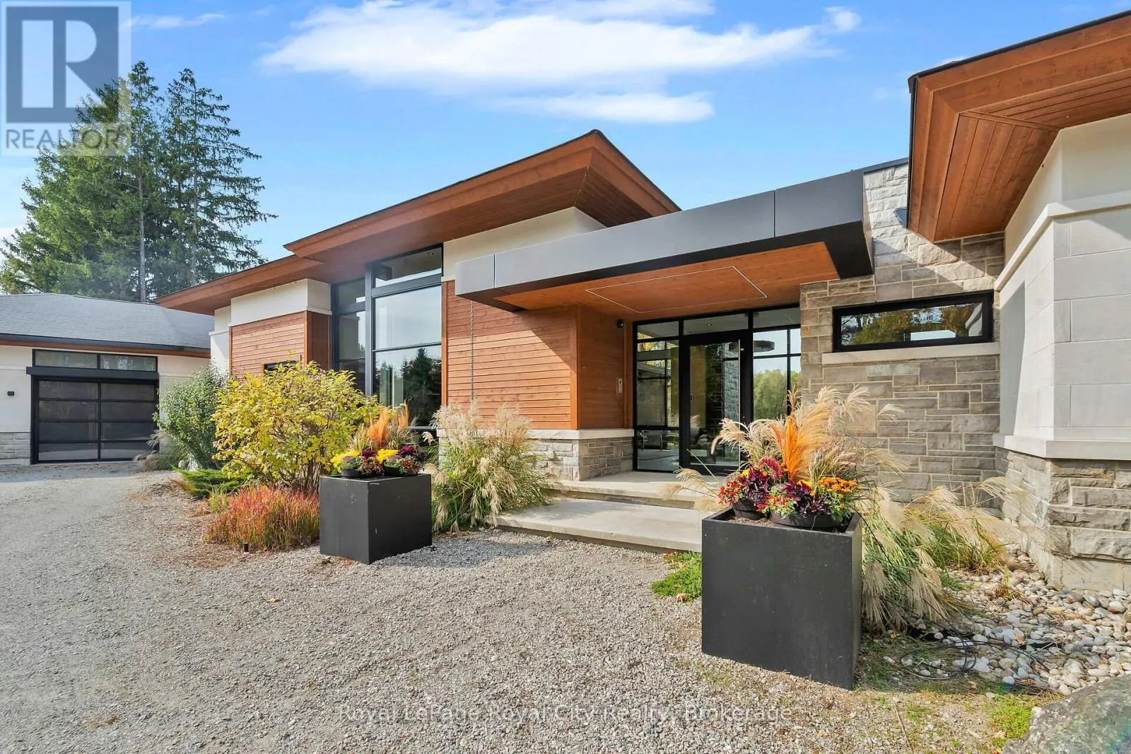 164 HUME ROAD