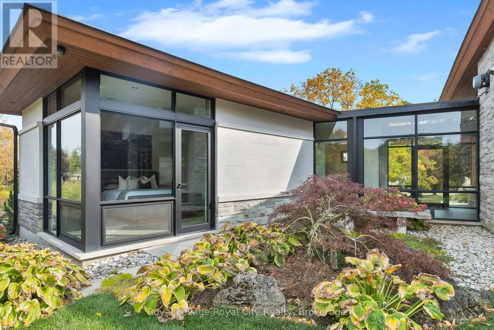 164 HUME ROAD