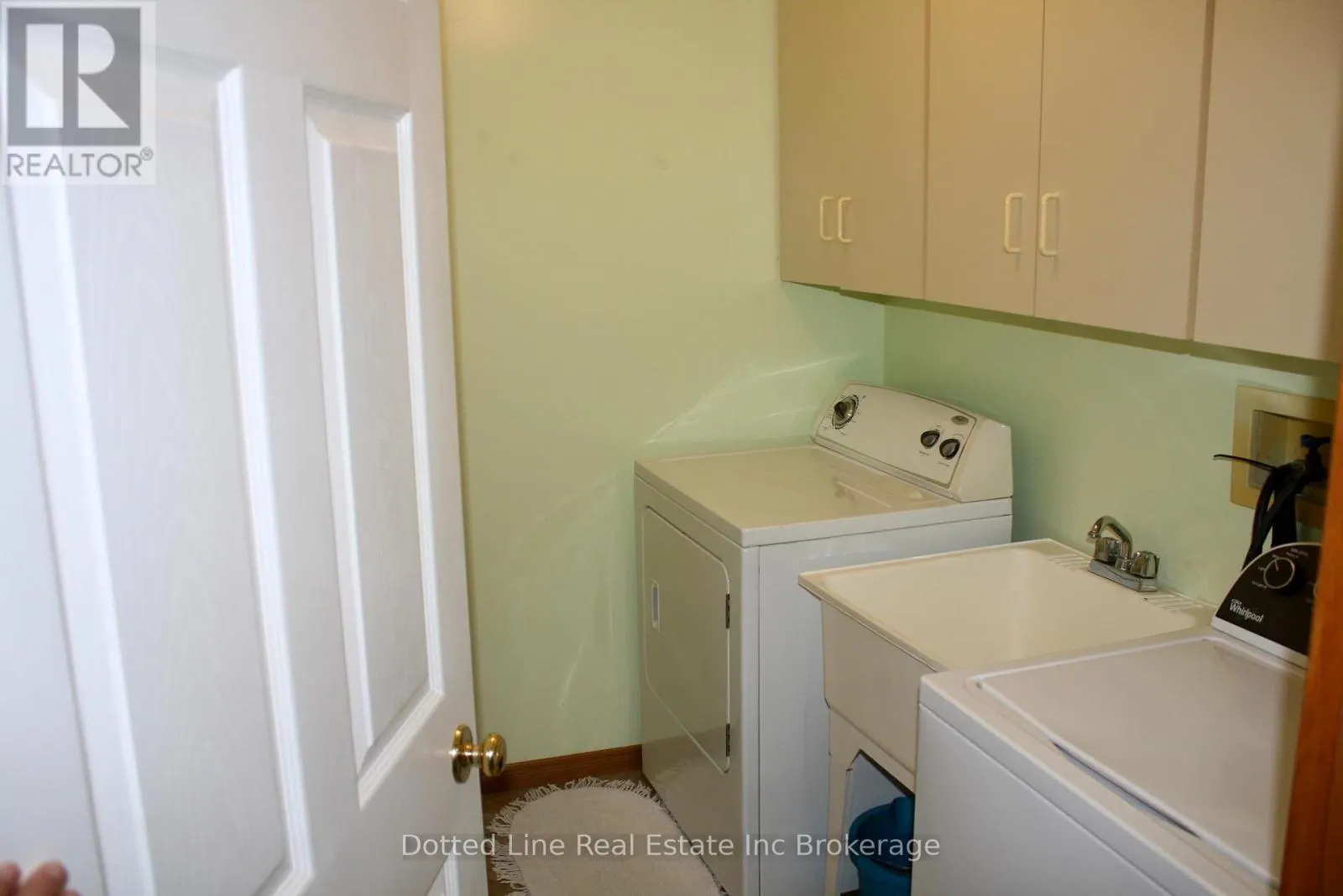 15 - 214 SOUTH STREET W, #15